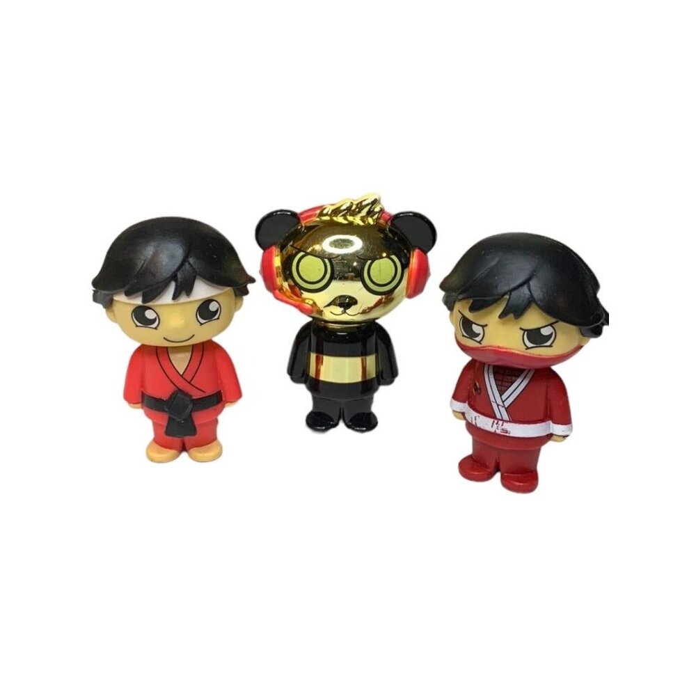 Ryans World Set of 3 Figurines Ninja Karate Robo Panda 2"